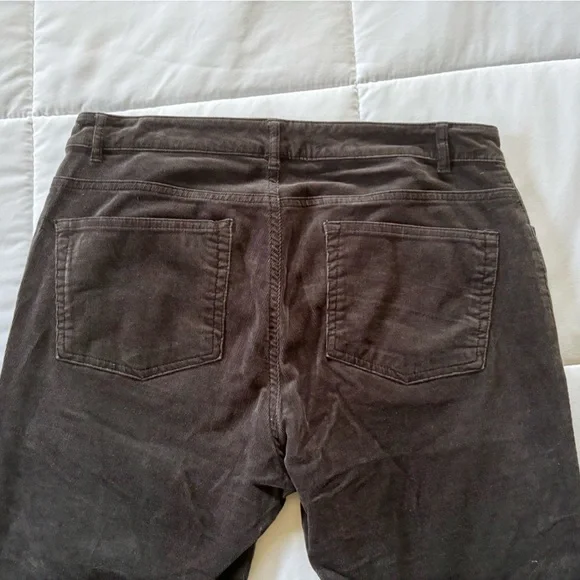 3 Pairs of Chaps Corduroy Pants - Picture 11 of 12